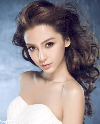 染發(fā)好還是漂發(fā)好？染發(fā)or漂發(fā)選哪個(gè)