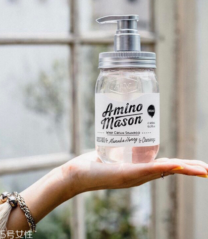amino mason洗發(fā)水洗完頭頂蓬松嗎 頭發(fā)扁塌必入洗發(fā)水 amino mason洗發(fā)水洗完頭頂蓬松嗎 頭發(fā)扁塌必入洗發(fā)水