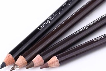 眉筆尖的好還是平的好 新手用尖頭眉筆 眉筆尖的好還是平的好 新手用尖頭眉筆