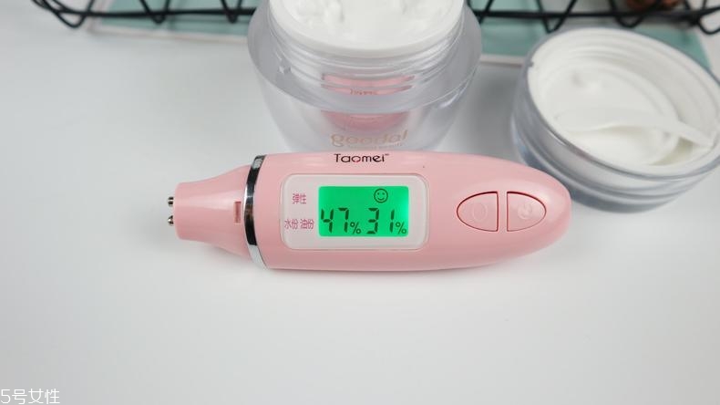 蒂佳婷和珂萊歐素顏霜比較 2款大熱選手全面對比 蒂佳婷和珂萊歐素顏霜比較 2款大熱選手全面對比