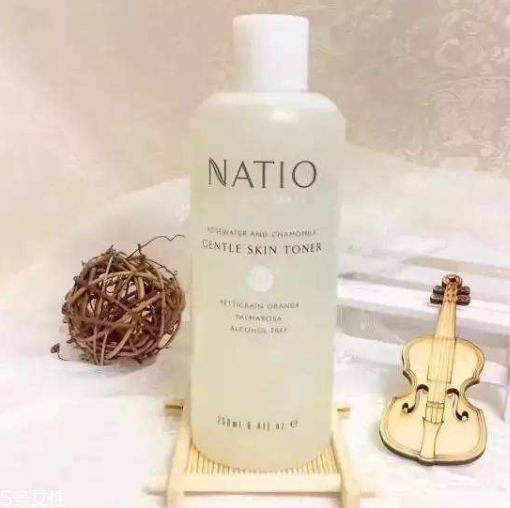 25歲以下用什么爽膚水好 成分越精簡(jiǎn)越好 25歲以下用什么爽膚水好 成分越精簡(jiǎn)越好