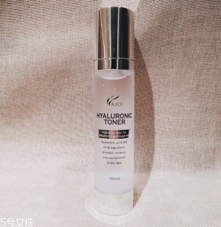 25歲以下用什么爽膚水好 成分越精簡(jiǎn)越好 25歲以下用什么爽膚水好 成分越精簡(jiǎn)越好