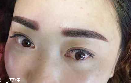 紋眉二次補(bǔ)色也掉痂嗎 確實是這樣