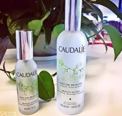 夏天用什么護膚品補水 適合夏天的水乳推薦 夏天用什么護膚品補水 適合夏天的水乳推薦