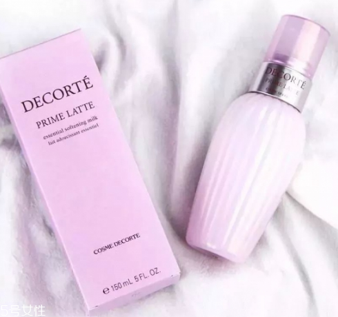 夏天用什么護膚品補水 適合夏天的水乳推薦 夏天用什么護膚品補水 適合夏天的水乳推薦