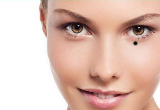 點痣能用洗面奶洗臉嗎 七天后才可以 點痣能用洗面奶洗臉嗎 七天后才可以