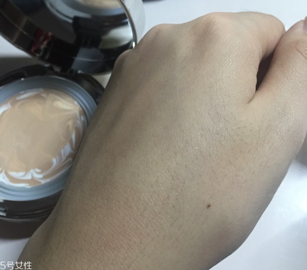愛敬氣墊13號(hào)色怎么樣？愛敬氣墊水粉霜使用心得