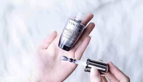 眼霜分為哪幾種 3種質(zhì)地優(yōu)缺點(diǎn)介紹 眼霜分為哪幾種 3種質(zhì)地優(yōu)缺點(diǎn)介紹