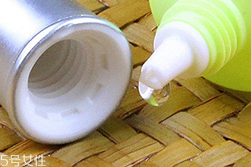 眼霜分為哪幾種 3種質(zhì)地優(yōu)缺點(diǎn)介紹 眼霜分為哪幾種 3種質(zhì)地優(yōu)缺點(diǎn)介紹