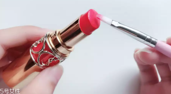 recipe潤(rùn)唇膏怎么樣 讓人想吃的唇膏 recipe潤(rùn)唇膏怎么樣 讓人想吃的唇膏