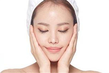 臉部水腫怎么消除？是什么原因