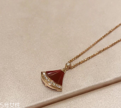 寶格麗七夕限定款項鏈多少錢 散發(fā)女性魅力 寶格麗七夕限定款項鏈多少錢 散發(fā)女性魅力