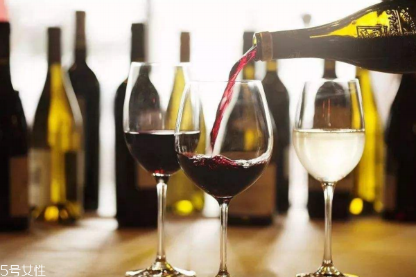 紅酒單寧是什么意思 紅酒單寧越高越好嗎 紅酒單寧是什么意思 紅酒單寧越高越好嗎