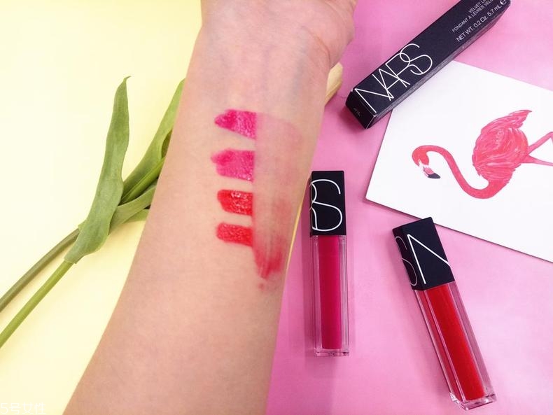 nars絲絨水霧柔滑唇霜怎么樣 比一般口紅更加顯色 nars絲絨水霧柔滑唇霜怎么樣 比一般口紅更加顯色