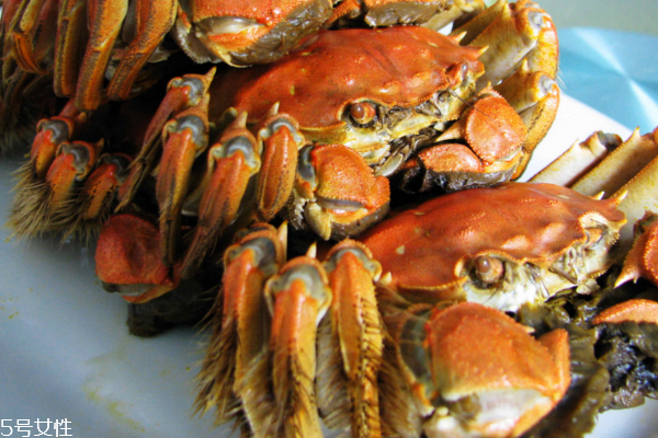 大閘蟹死了為什么有毒 因為產(chǎn)生了這個物質