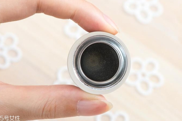 畫眼線的工具有哪些 速來get最簡(jiǎn)單實(shí)用挑法