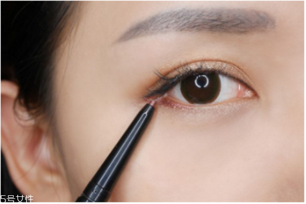 眼線筆開(kāi)封后能用多久 眼線筆開(kāi)封后保質(zhì)期