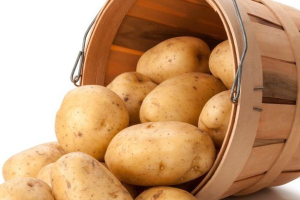 炒菜鹽放多了怎么辦？加這些食物可以避免菜過咸