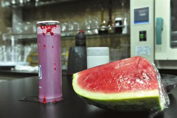 保溫杯裝果汁為什么會爆炸？不銹鋼保溫杯清洗方法