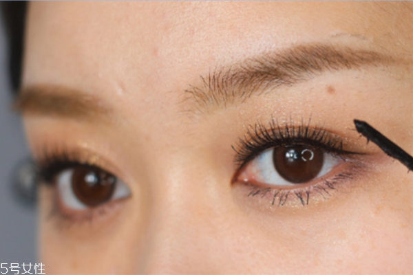 張韶涵妝容怎么畫 張韶涵妝容剖析 張韶涵妝容怎么畫 張韶涵妝容剖析