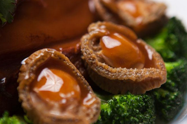 蠔油變質(zhì)是什么味道的？?jī)?yōu)質(zhì)蠔油應(yīng)呈半流狀稠度適中