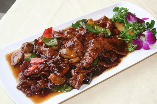 蠔油牛肉是哪個(gè)地方的菜？蠔油牛肉嫩是有竅門(mén)的
