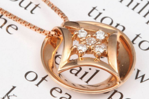 鉆石吊墜可以回收嗎 鉆石有保值作用 鉆石吊墜可以回收嗎 鉆石有保值作用