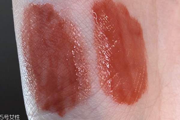 蘭蔻黑管唇釉274適合素顏嗎 黃皮素顏涂它很自然 蘭蔻黑管唇釉274適合素顏嗎 黃皮素顏涂它很自然