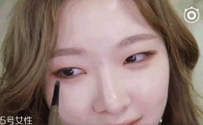 單眼皮內(nèi)雙怎么畫眼妝 內(nèi)雙眼妝畫法步驟圖解 單眼皮內(nèi)雙怎么畫眼妝 內(nèi)雙眼妝畫法步驟圖解