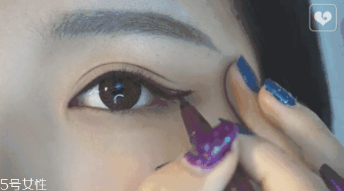 單眼皮內(nèi)雙怎么畫眼妝 內(nèi)雙眼妝畫法步驟圖解 單眼皮內(nèi)雙怎么畫眼妝 內(nèi)雙眼妝畫法步驟圖解