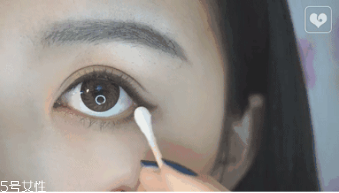 單眼皮內(nèi)雙怎么畫眼妝 內(nèi)雙眼妝畫法步驟圖解 單眼皮內(nèi)雙怎么畫眼妝 內(nèi)雙眼妝畫法步驟圖解