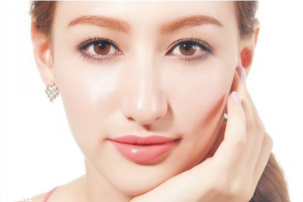 畫眉用什么洗 畫眉記得卸妝 畫眉用什么洗 畫眉記得卸妝