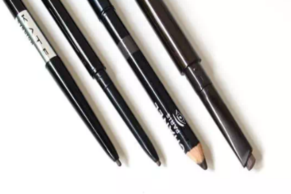 旋轉(zhuǎn)眉筆和鉛筆眉筆哪個(gè)好 2大眉筆pk 旋轉(zhuǎn)眉筆和鉛筆眉筆哪個(gè)好 2大眉筆pk