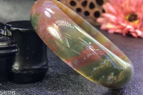 七彩玉的功效與作用 美容養(yǎng)顏就選它 七彩玉的功效與作用 美容養(yǎng)顏就選它