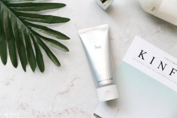 皮膚不好用什么洗面奶 這3種素顏肌膚也嫩滑 皮膚不好用什么洗面奶 這3種素顏肌膚也嫩滑