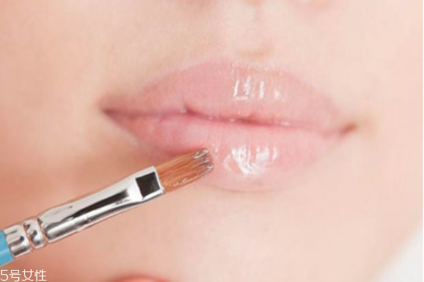 唇紋深是什么原因 教你輕松消除唇紋 唇紋深是什么原因 教你輕松消除唇紋