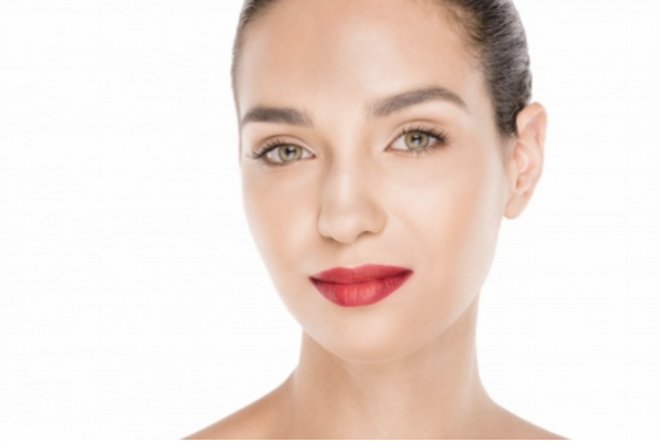 防水化妝品應(yīng)該買什么牌子 游泳不脫妝的化妝品 防水化妝品應(yīng)該買什么牌子 游泳不脫妝的化妝品