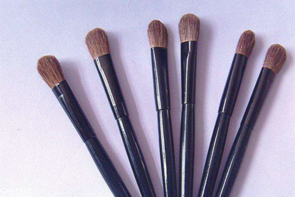 眼影刷什么牌子好 眼影刷刷毛推薦 眼影刷什么牌子好 眼影刷刷毛推薦