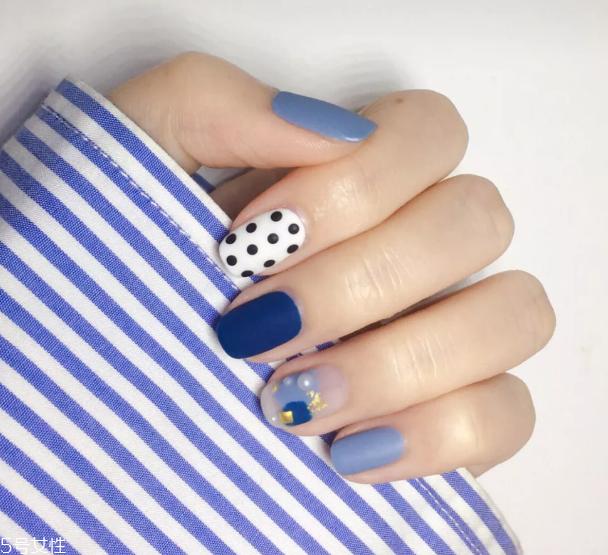 高級莫蘭迪色美甲圖片 這幾款盡顯低調(diào)淡雅氣質(zhì) 高級莫蘭迪色美甲圖片 這幾款盡顯低調(diào)淡雅氣質(zhì)