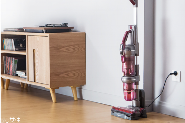 萊克吸塵器m81怎么樣 萊克吸塵器充電時(shí)間 萊克吸塵器m81怎么樣 萊克吸塵器充電時(shí)間