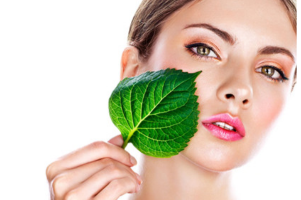 祛痘也要將就方法，不然后果很嚴(yán)重