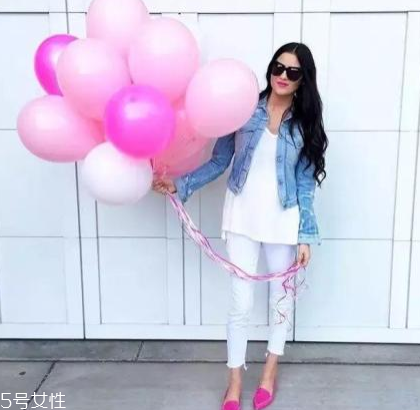 懷孕怎么穿才不顯懷 3技巧根本看不出孕肚 懷孕怎么穿才不顯懷 3技巧根本看不出孕肚