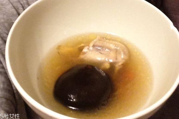 喝什么對皮膚好 4種飲品喝出凍齡肌 喝什么對皮膚好 4種飲品喝出凍齡肌