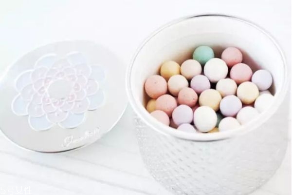 保濕蜜粉有哪些 保濕效果好的蜜粉推薦 保濕蜜粉有哪些 保濕效果好的蜜粉推薦