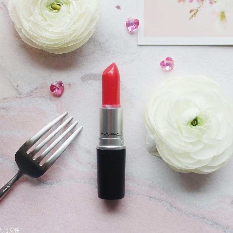 5款冷白皮深唇口紅推薦 冷白皮深唇適合的口紅 5款冷白皮深唇口紅推薦 冷白皮深唇適合的口紅