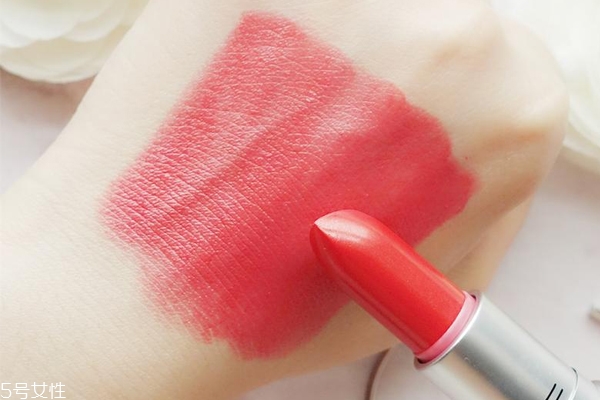5款冷白皮深唇口紅推薦 冷白皮深唇適合的口紅 5款冷白皮深唇口紅推薦 冷白皮深唇適合的口紅