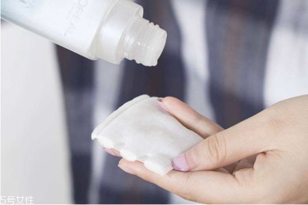 怎么用洗面奶洗臉 洗面奶正確洗臉?lè)绞? alt=