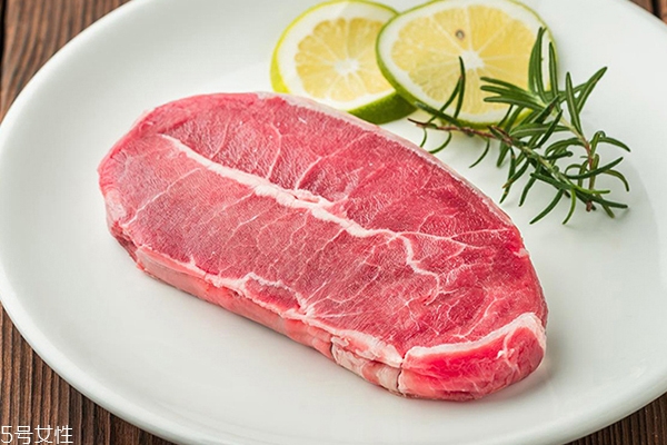 板腱牛排是哪個(gè)部位 超嫩的牛肩胛 板腱牛排是哪個(gè)部位 超嫩的牛肩胛