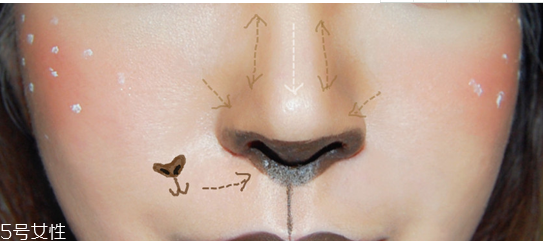 2018圣誕節(jié)創(chuàng)意妝容教程 圣誕小鹿妝 2018圣誕節(jié)創(chuàng)意妝容教程 圣誕小鹿妝