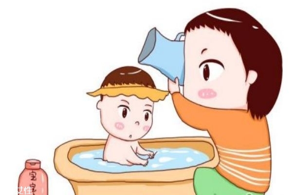 寶寶洗澡耳朵進(jìn)水怎么辦 家長不要著急